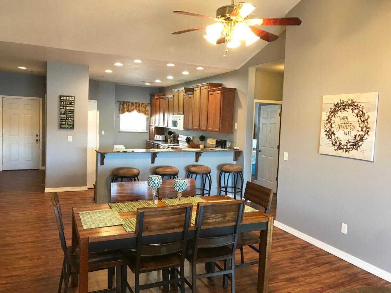 Lakefront And Lake View Indian Point Condo With Boat Slip Branson Exteriör bild